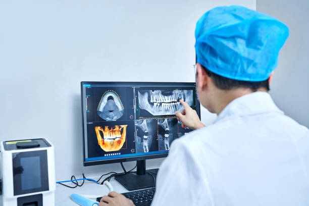 Best Emergency Tooth Extraction in Maple Bluff, WI